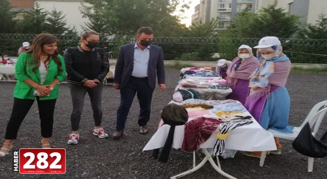 ÇORLU’DA İLK GECE ÇARŞISI AÇILDI