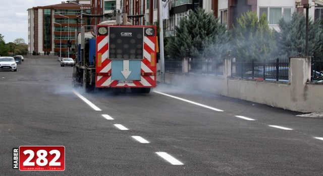 ÇERKEZKÖY'DE YOL ÇİZGİ VE İŞARETLEME ÇALIŞMALARI DEVAM EDİYOR