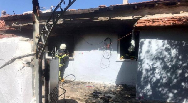 Malkara’da çıkan yangında ev kullanılmaz hale geldi